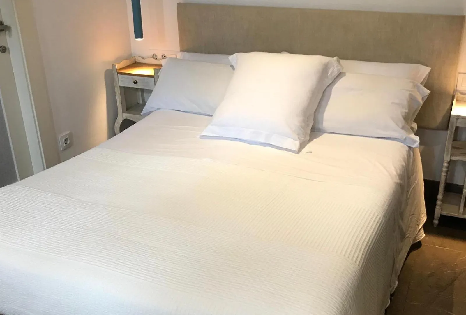**  Urban House Siurot 33 Bed and Breakfast Σεβίλλη Ισπανία
