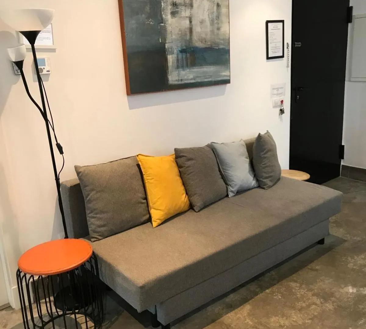 Urban House Siurot 33 Bed and Breakfast Σεβίλλη