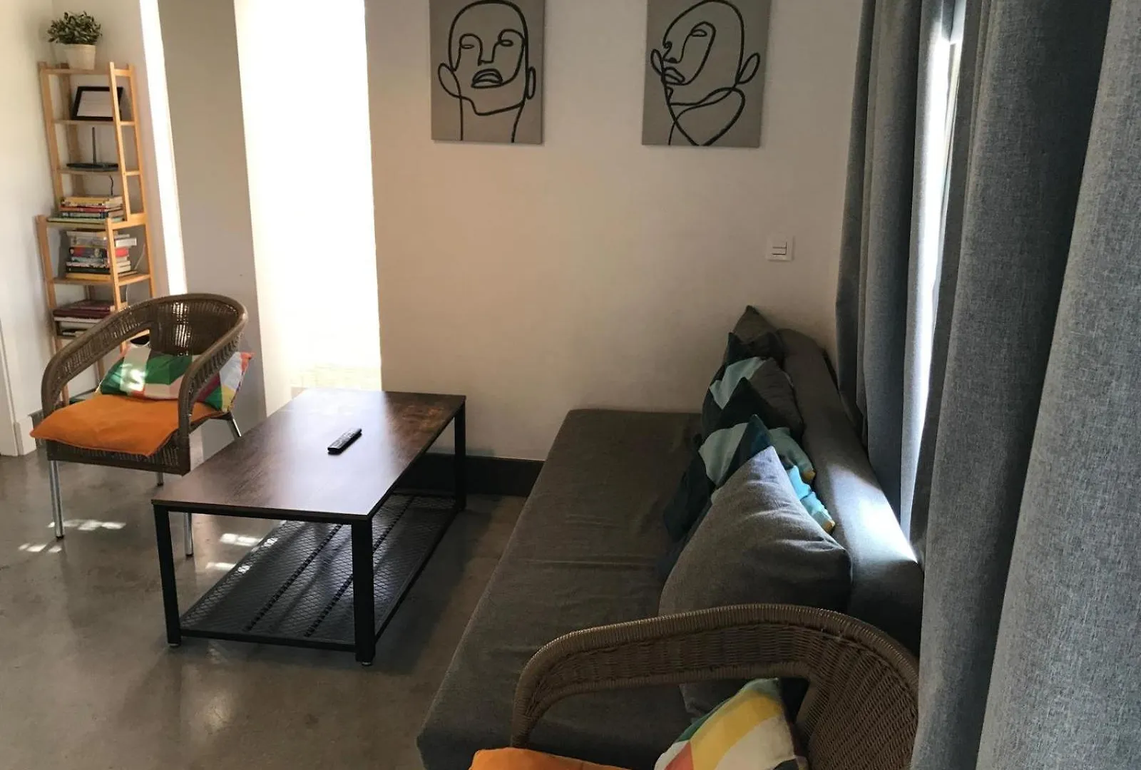 Urban House Siurot 33 Bed and Breakfast Σεβίλλη 2*,  Ισπανία