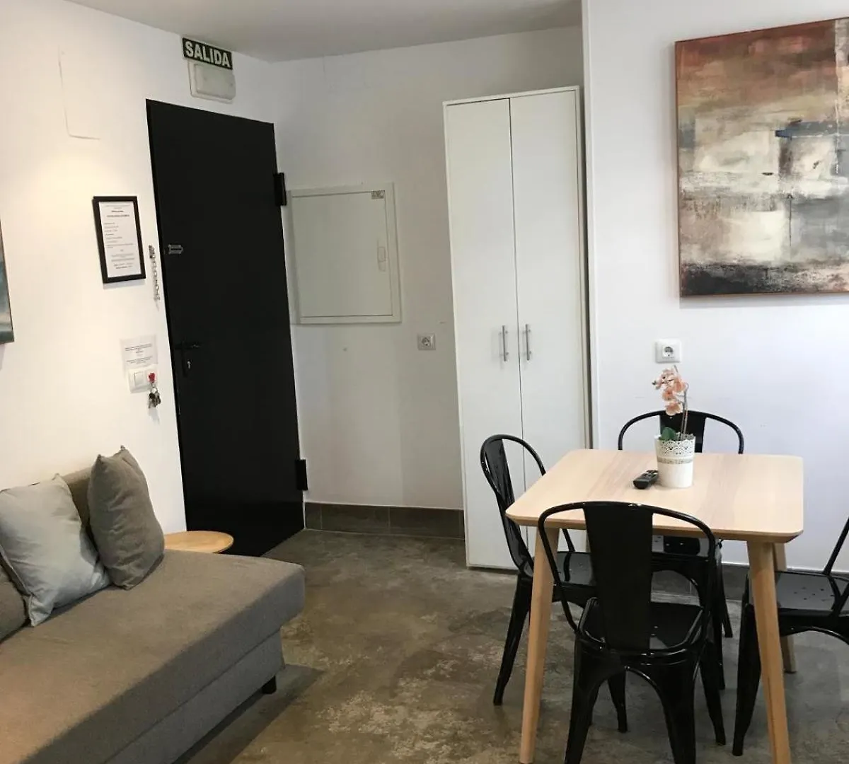 **  Urban House Siurot 33 Aparthotel Seville Spain