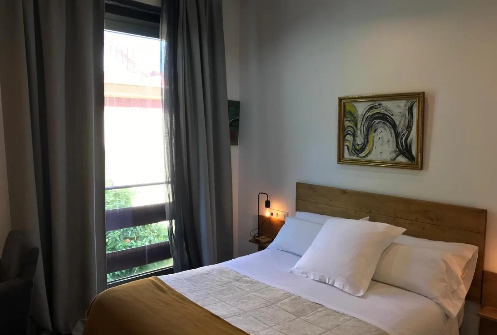 Urban House Siurot 33 Aparthotel Seville 2*,